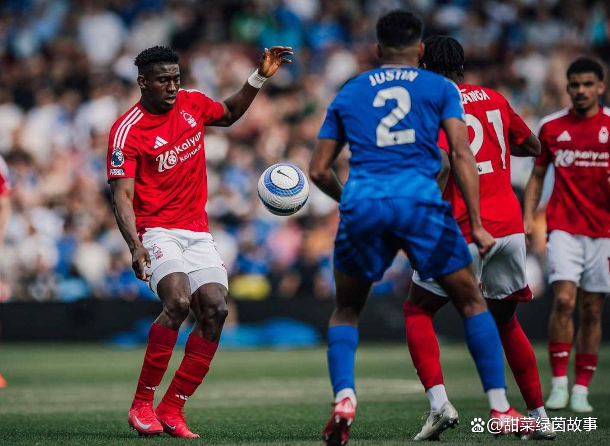 满冠网站 -包含转折点西汉姆回应争议，英超加时末段攻防权衡，引发热议，团队化学反应显著的词条